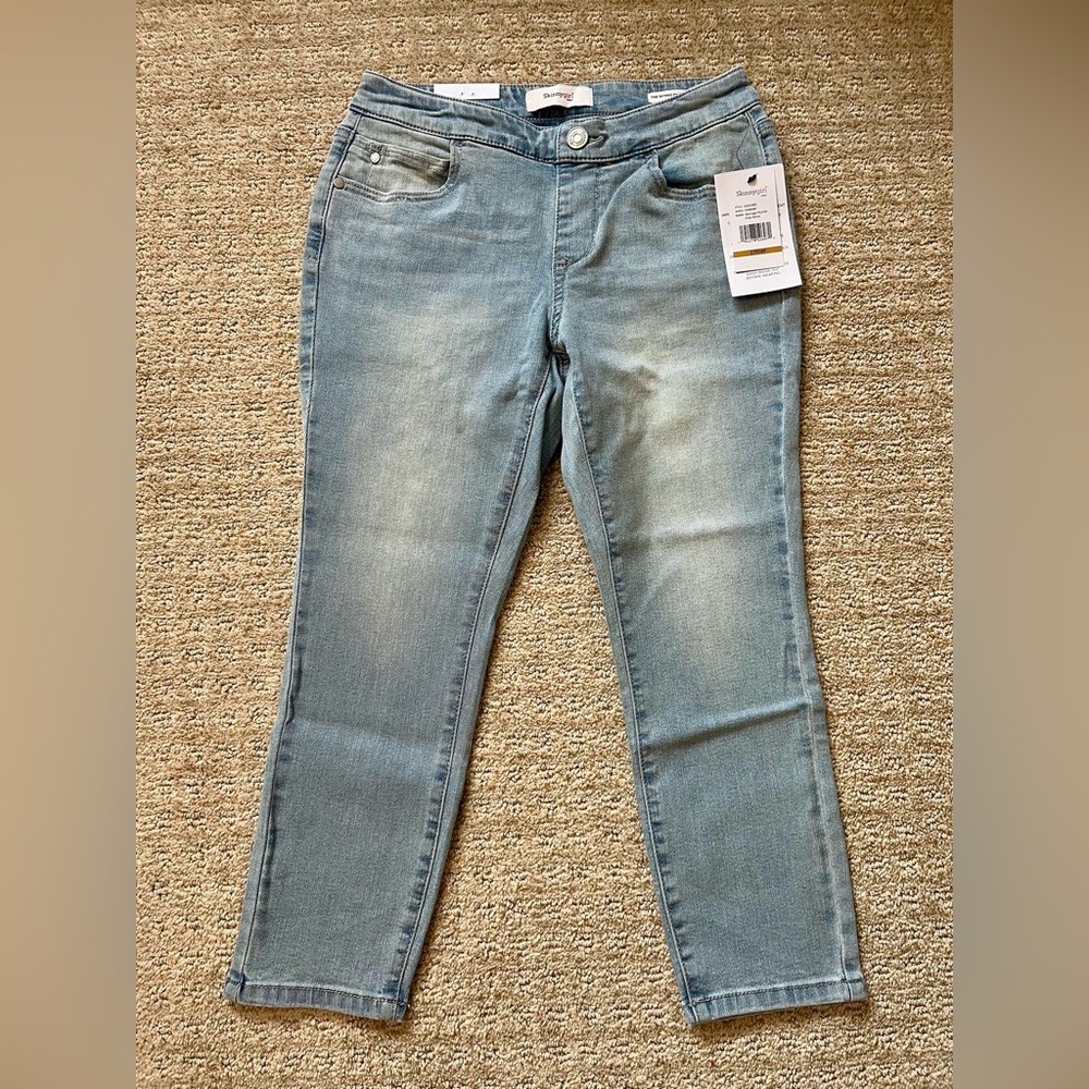 Size 4P / 27P Skinnygirl The Skinny Crop Pull On Mid-Rise Stretch Denim Jeans